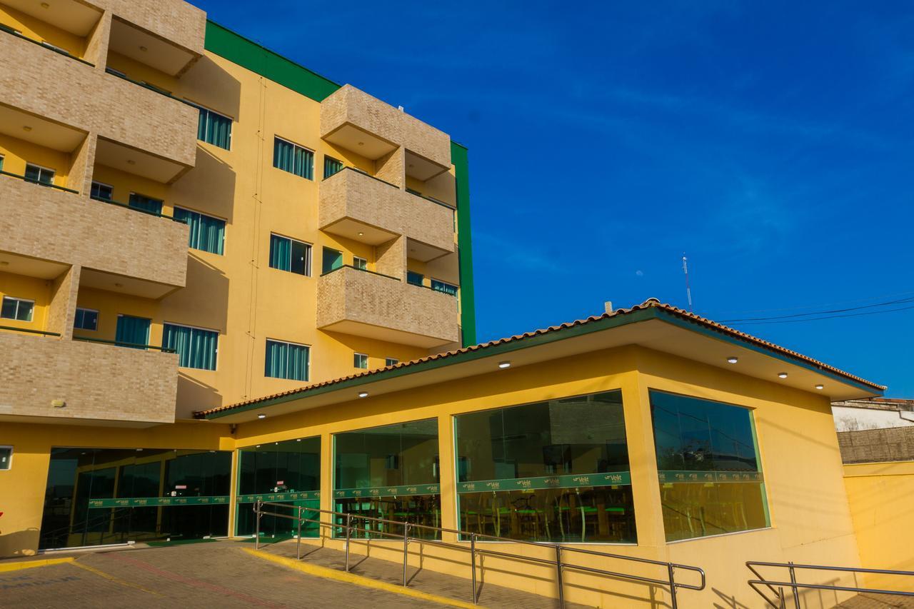 טרזינה Velit Hotel מראה חיצוני תמונה