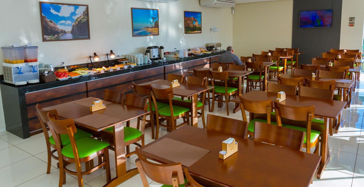 טרזינה Velit Hotel מראה חיצוני תמונה